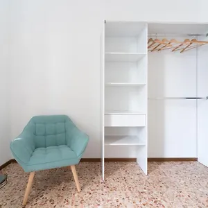 Spacious - 4 Bedrooms And 3 Bathrooms Apartament Bergamo